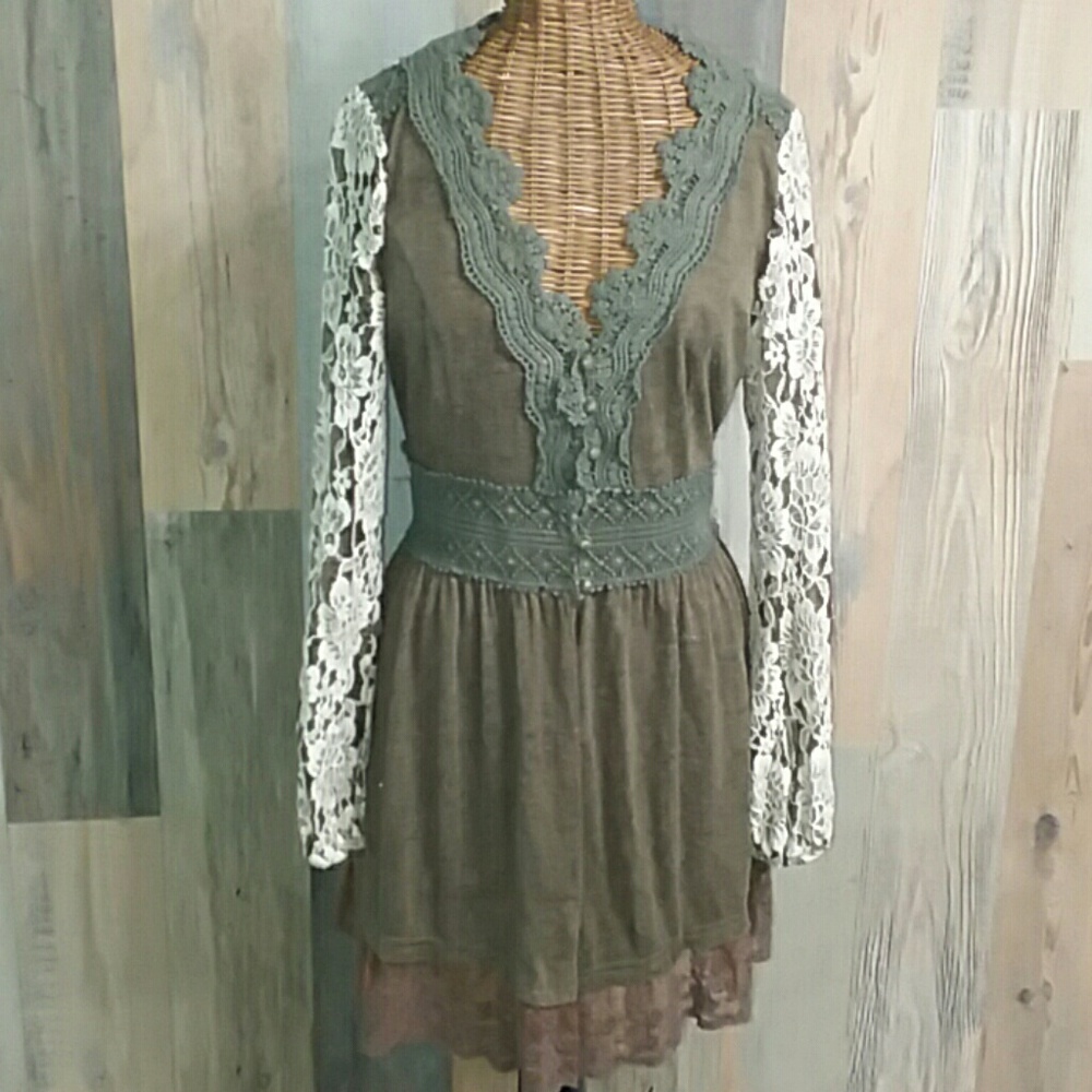 LAST CHANCE! Altar'd State cardigan
